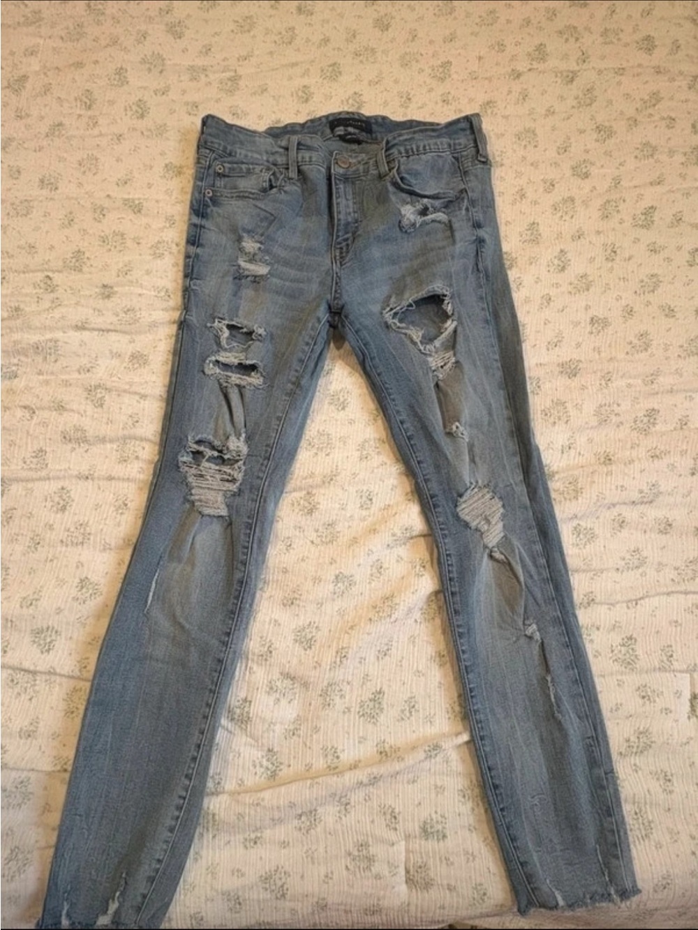 Aeropostale Light Blue Ripped Skinny Jeans